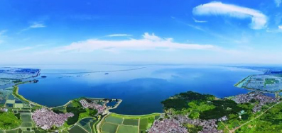 走人與自然和諧共生的現代化道路——生態(tài)環(huán)境部部長黃潤秋談生態(tài)環(huán)保熱點問題